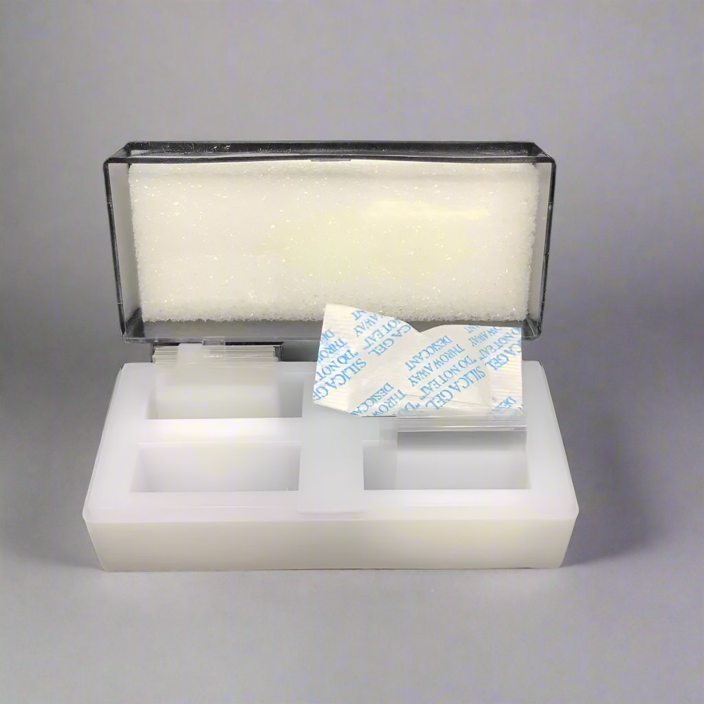 LaboQuip Microscope Coverslips - 18x18mm Borosi. Glass (100pcs) (Al. Pack), No. 1 , CE & UKCA Certified